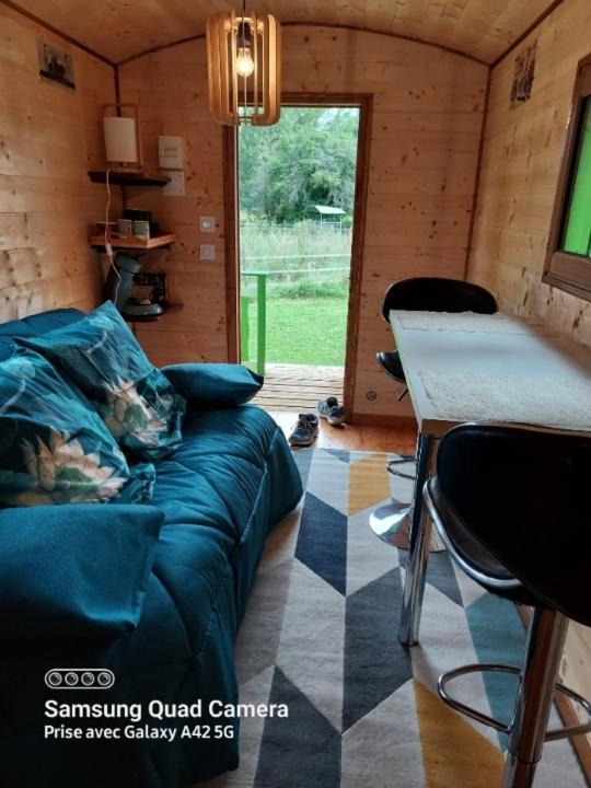Roulotte Verte Pouilly-sur-Vingeanne Zimmer foto